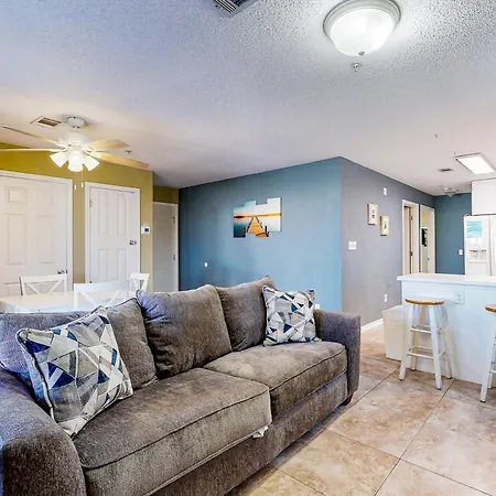 Sunset Harbour Villas 1-111 Navarre Room photo