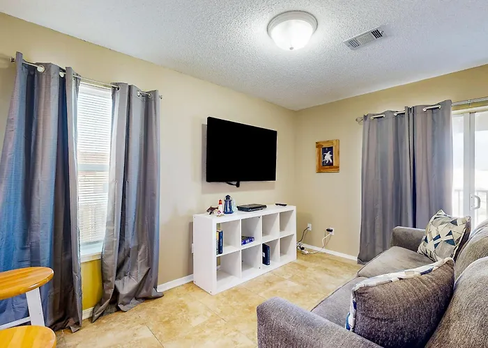 Sunset Harbour Villas 1-111