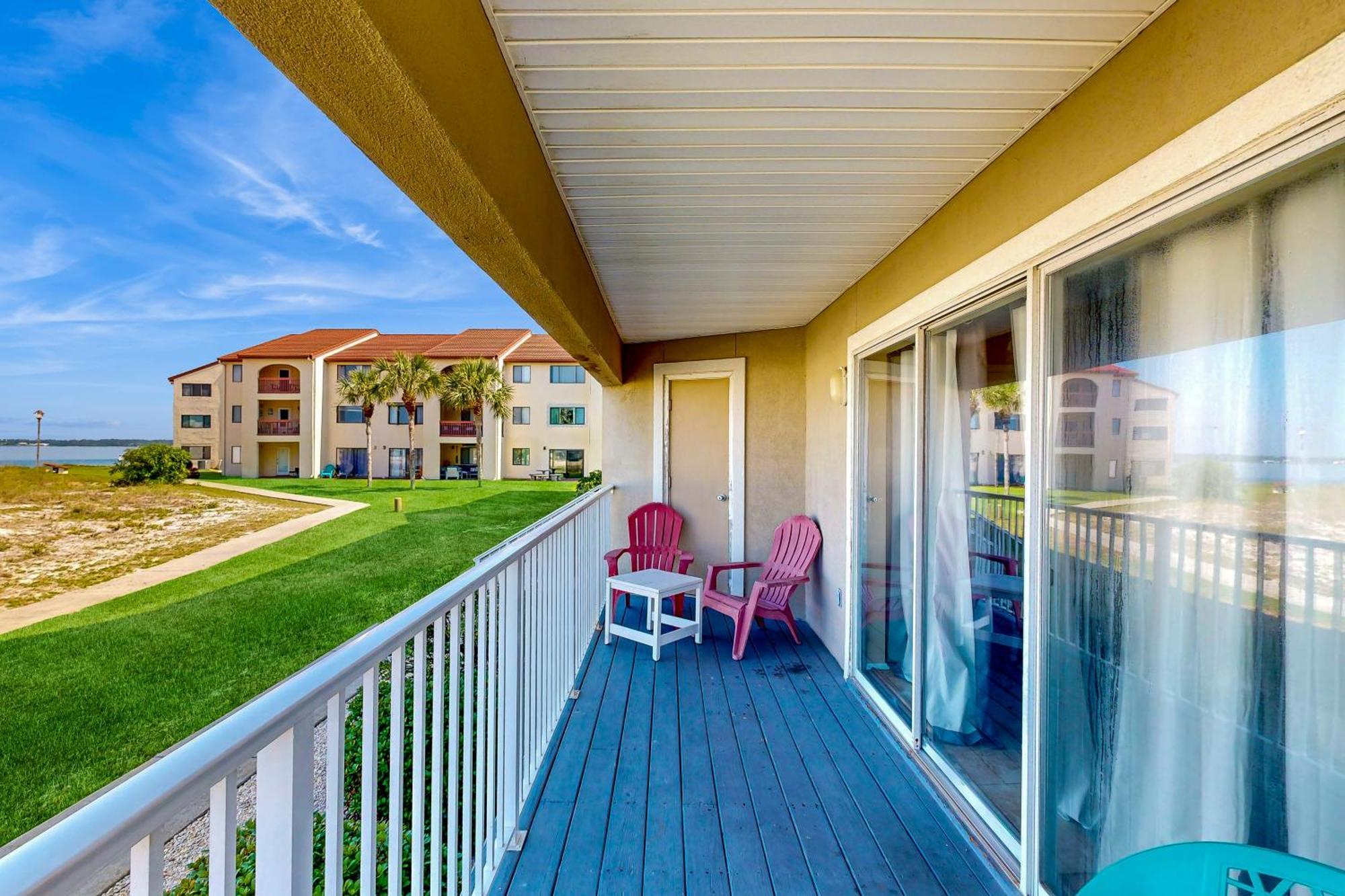 Sunset Harbour 1-111 * Navarre